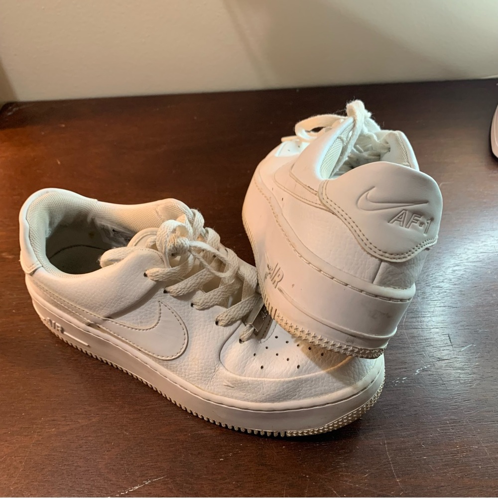 Nike Airforce 1 - image 1